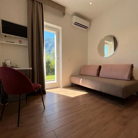 Farm stay Agritur Fiore D'ulivo Riva del Garda