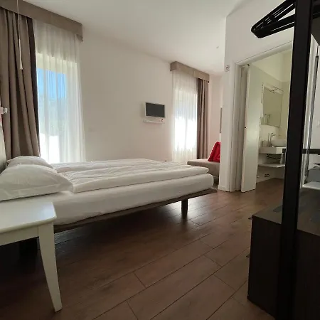 Agritur Fiore D'ulivo Farm stay *